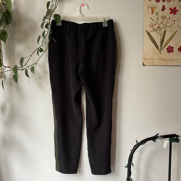 Lululeomon On The Fly Woven Track Pant - Picture 5 of 7